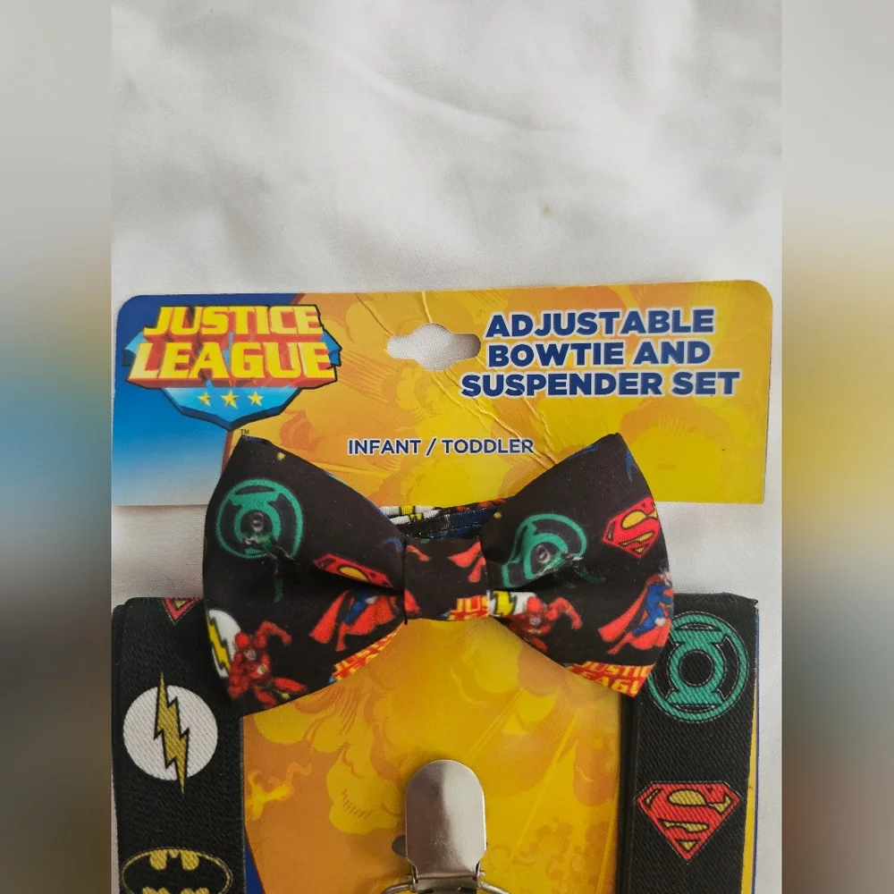 Justice League Unisex Suspenders and Bow tie Set NEW Infant/Todder